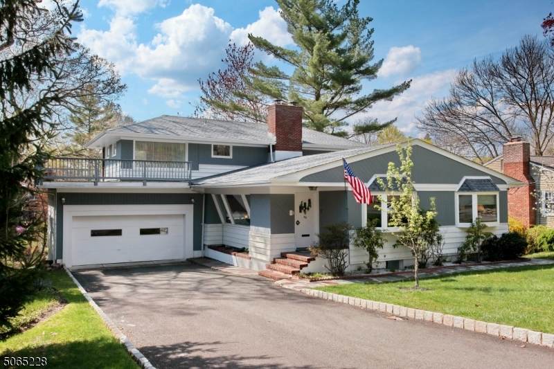 86 Norman Dr - Photo 1