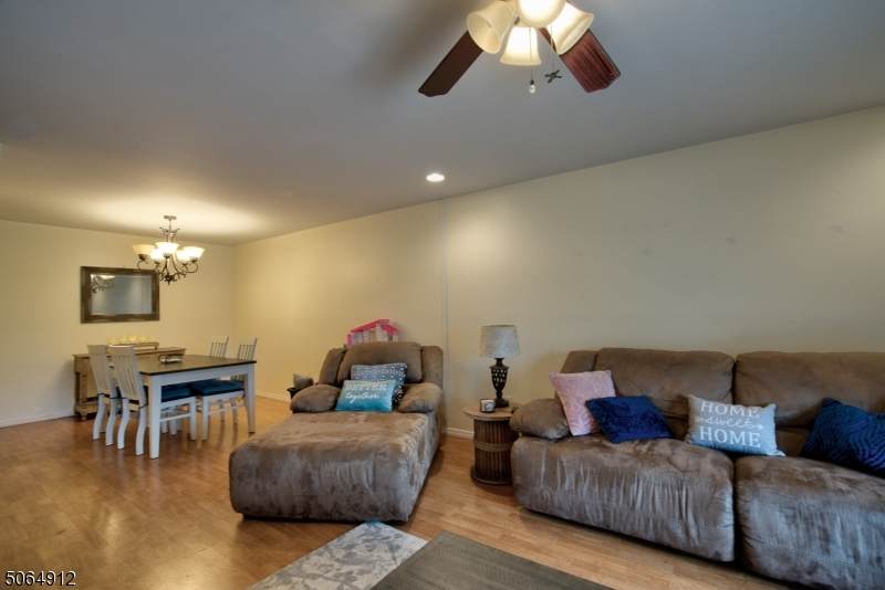 806 Eves Dr - Photo 1