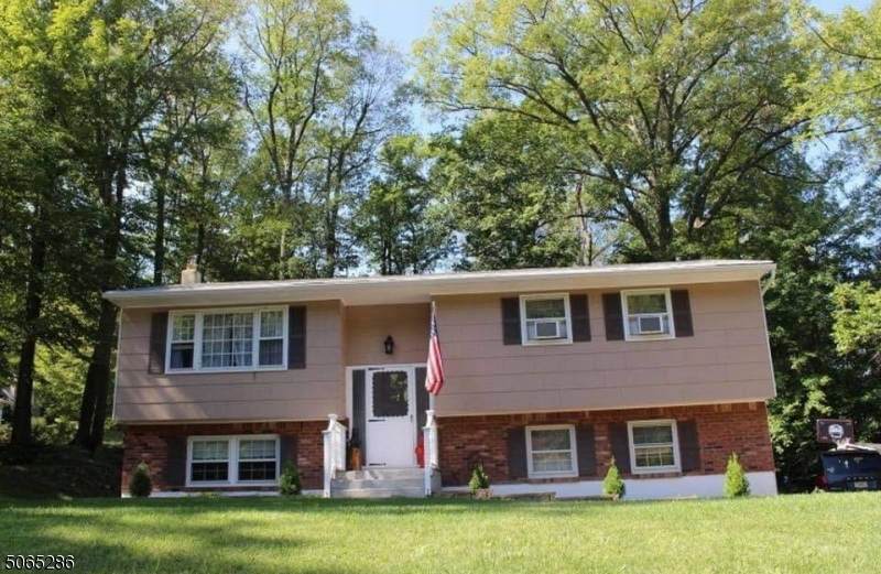 24 Hickory Rd - Photo 1