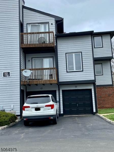 316 Village Cmns - Photo 1