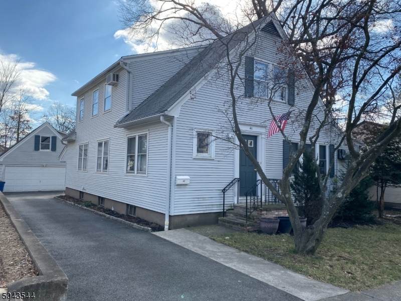 40 N 17th St - Photo 1