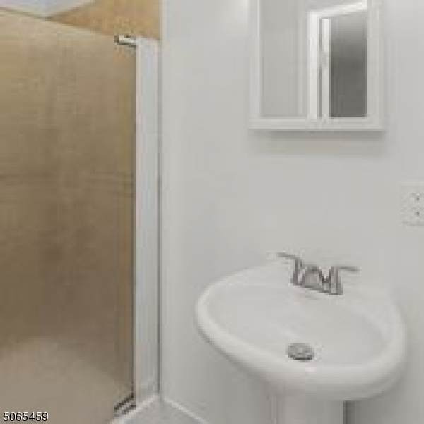 2 Cory Rd - Photo 1