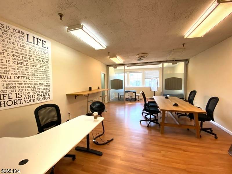 42 Main St - Photo 1