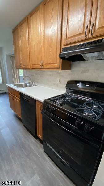 838 Main St - Photo 1