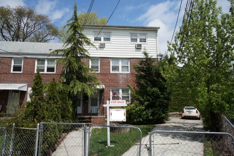 749 Audrey Dr - Photo 1