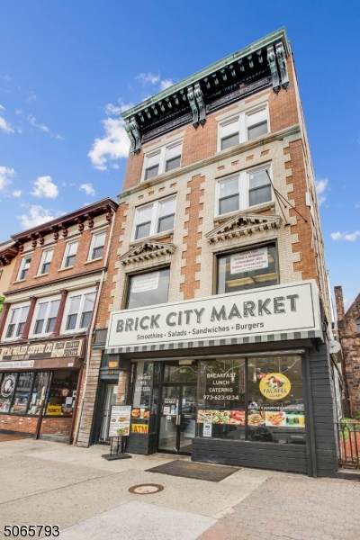 946 Broad St - Photo 1
