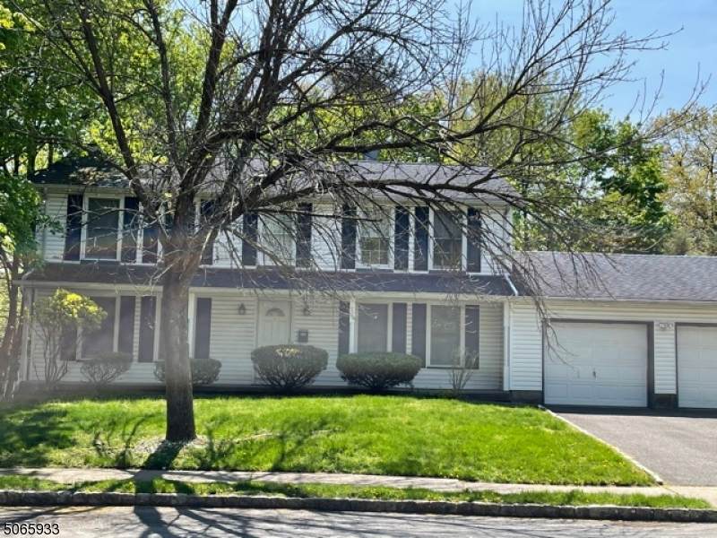 520 Patricia Ct - Photo 1