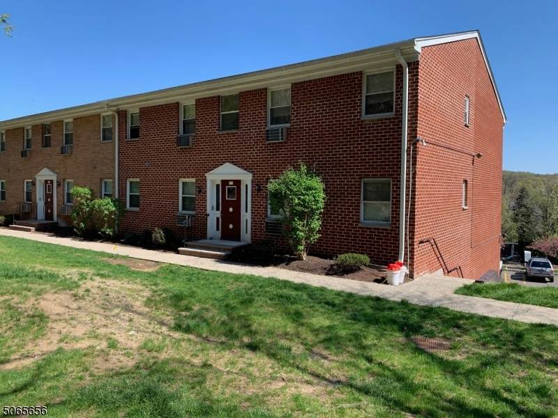 100 Pierson Miller Dr - Photo 1