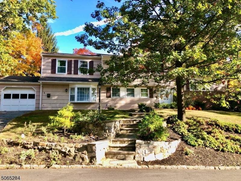 1 Shady Ln - Photo 1