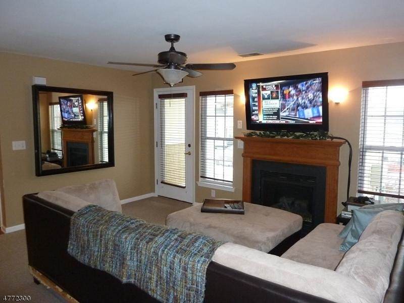 104 Old Farm Dr - Photo 1