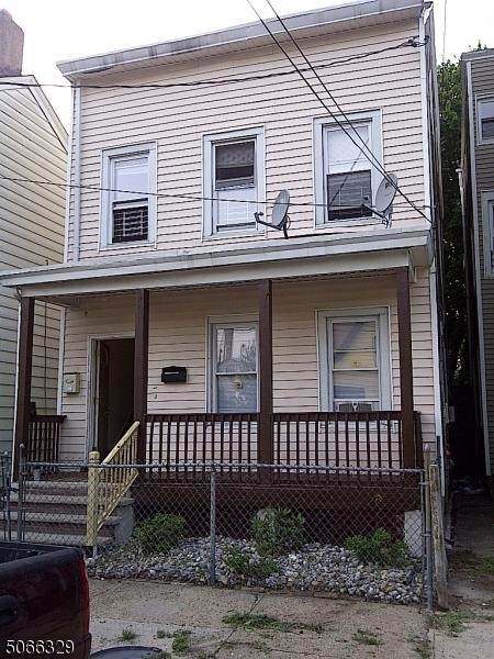 44 Watson St - Photo 1