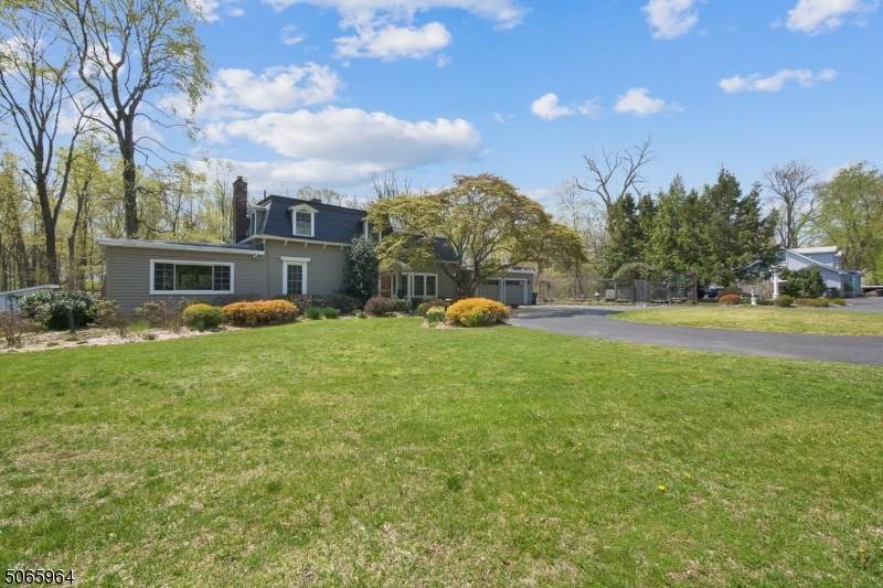 166 W Hanover Ave - Photo 1