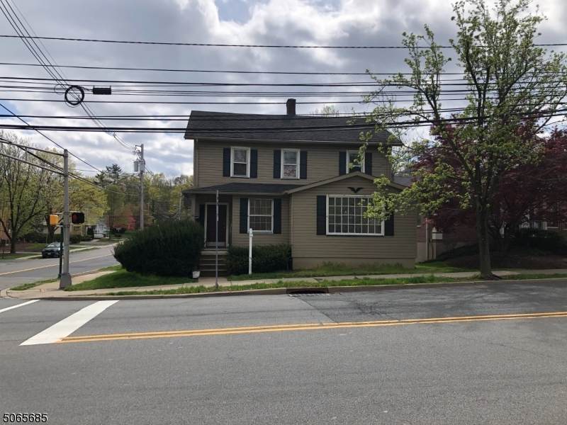 181 Main St - Photo 1