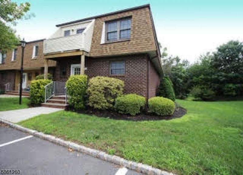 2812 Kent Pl - Photo 1