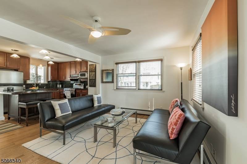 4 Prospect St - Photo 1
