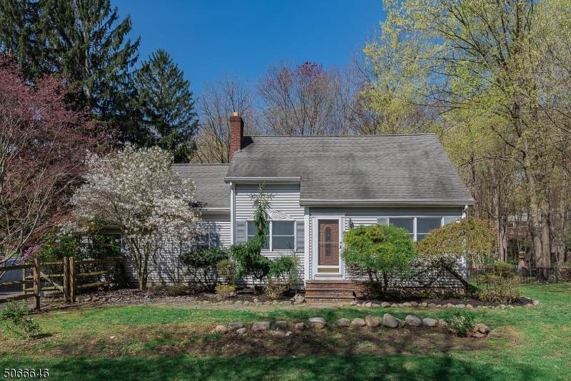 61 W Saddle River Rd - Photo 1