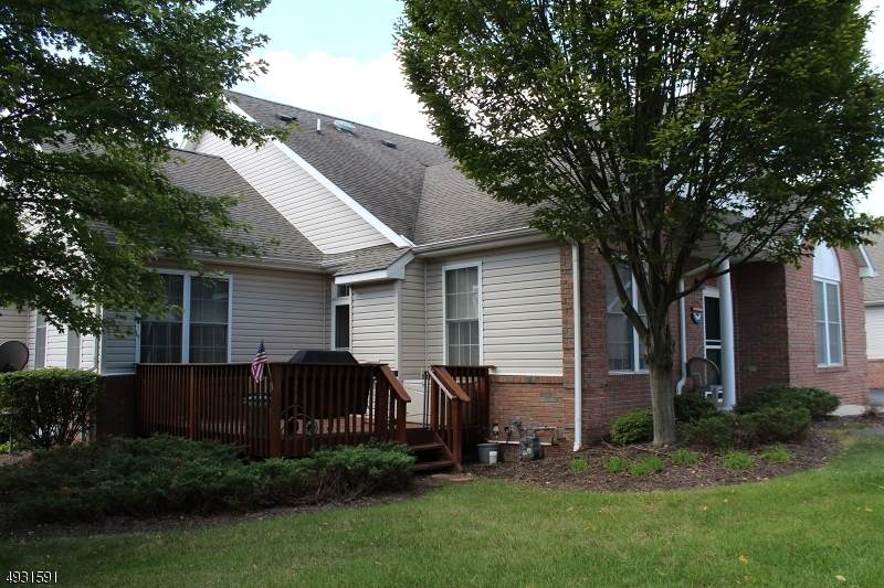 7 Indian Plantation St - Photo 1