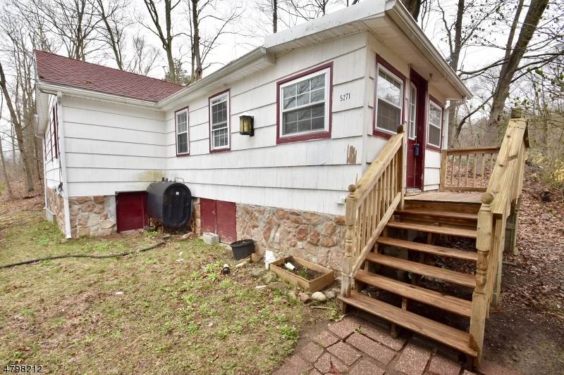 5271 Berkshire Valley Rd - Photo 1