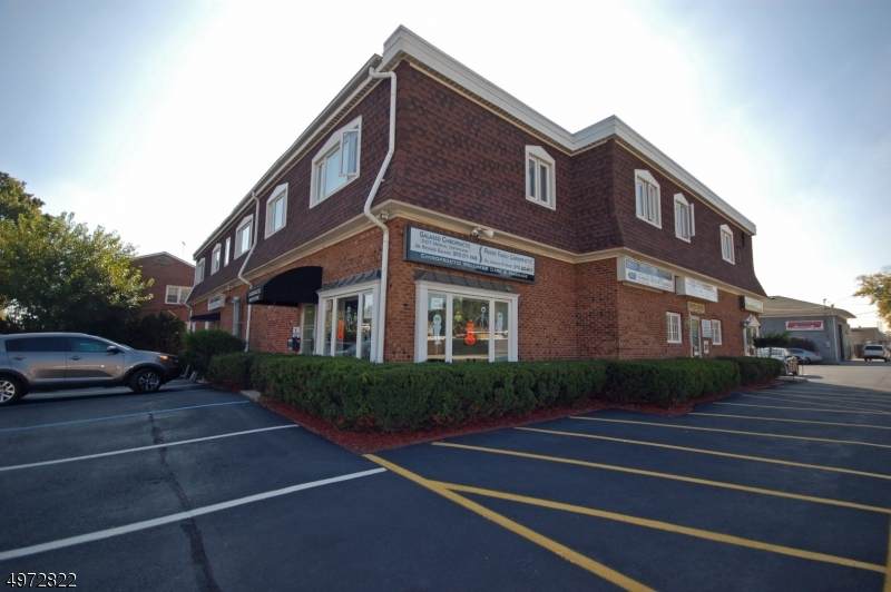 242 Washington Ave - Photo 1