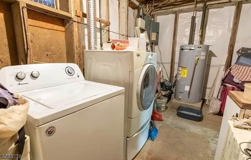 265 Graham Ave - Photo 1