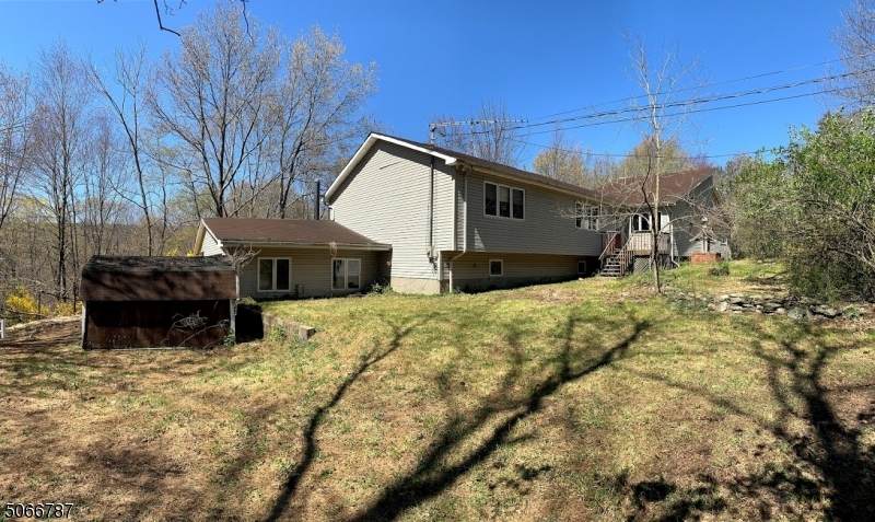 972 Old School House Rd - Photo 1