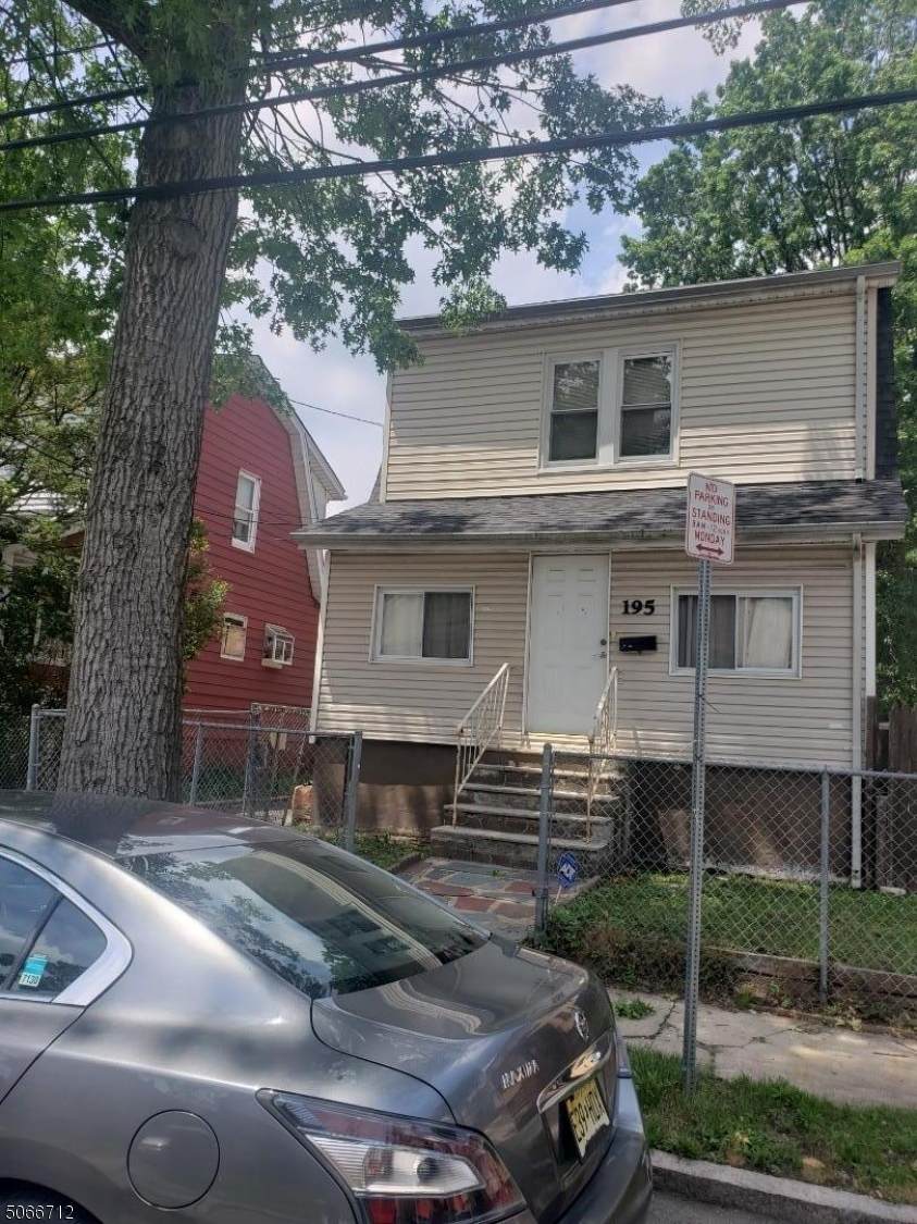 195 Sunset Ave - Photo 1