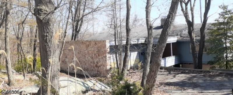 638 Mountain Rd - Photo 1
