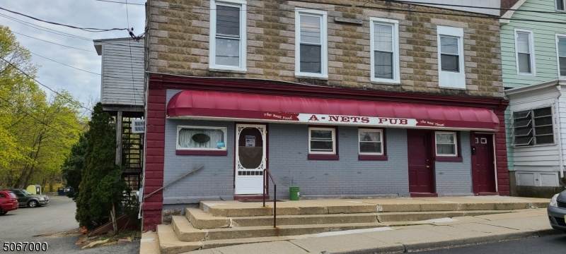 100 Stoll St - Photo 1