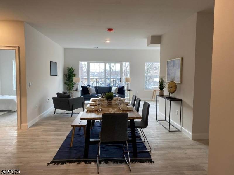 129 Halsted St - Photo 1
