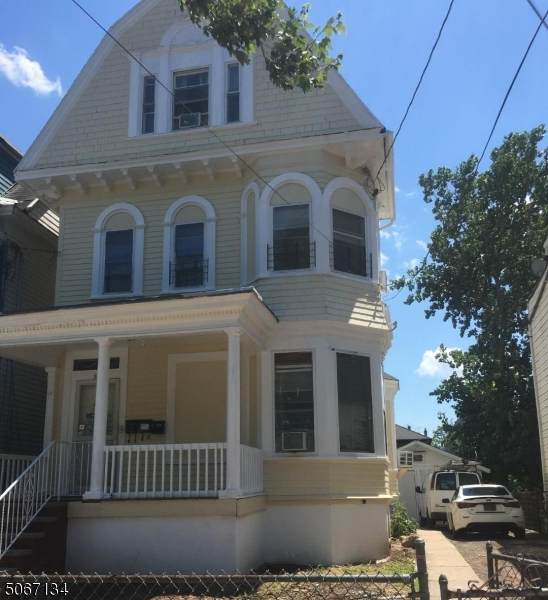 325 N 7th St - Photo 1