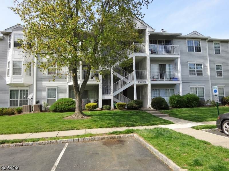 201 Rachel Ct - Photo 1