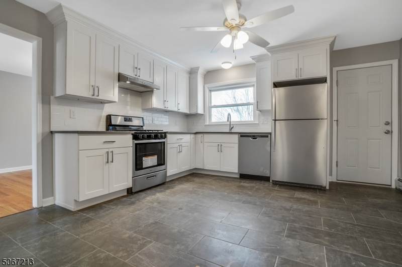 61 5th St - Photo 1