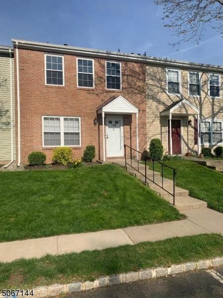 143 Gettysburg Way - Photo 1
