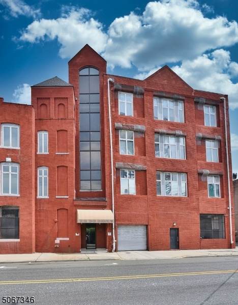 308 Passaic Ave - Photo 1