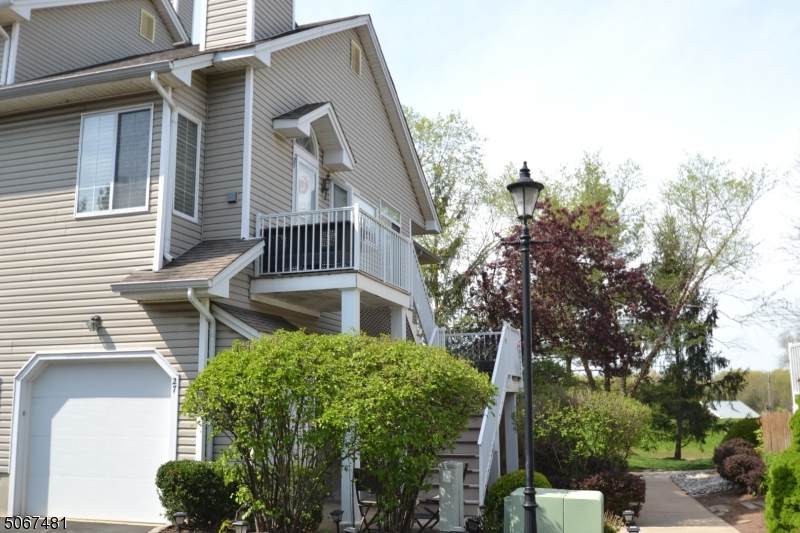 27 Birchwood Rd - Photo 1