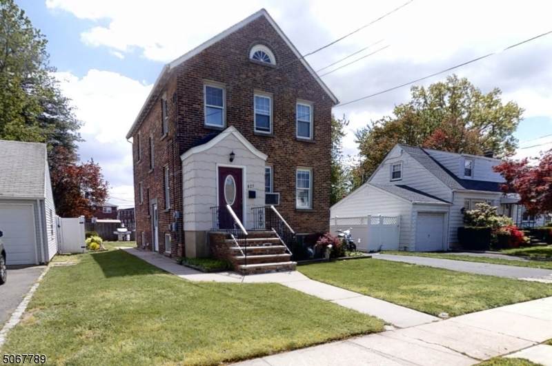 823 Bishop St - Photo 1