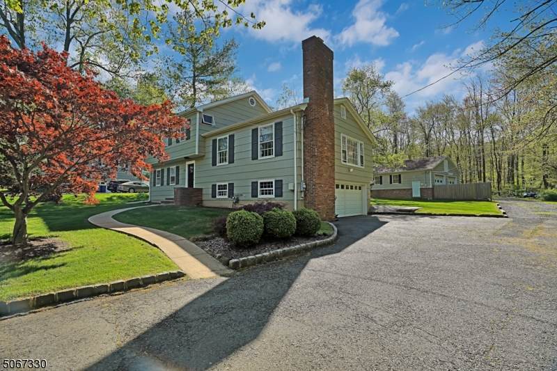 56 Mountain Ave - Photo 1