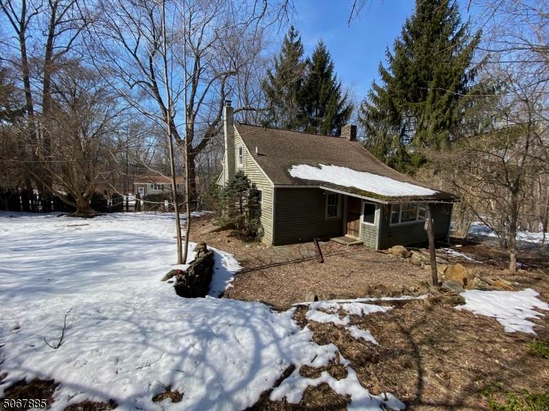162 Kings Hwy - Photo 1
