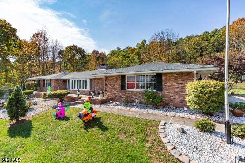 25 Ruth Drive - Photo 1