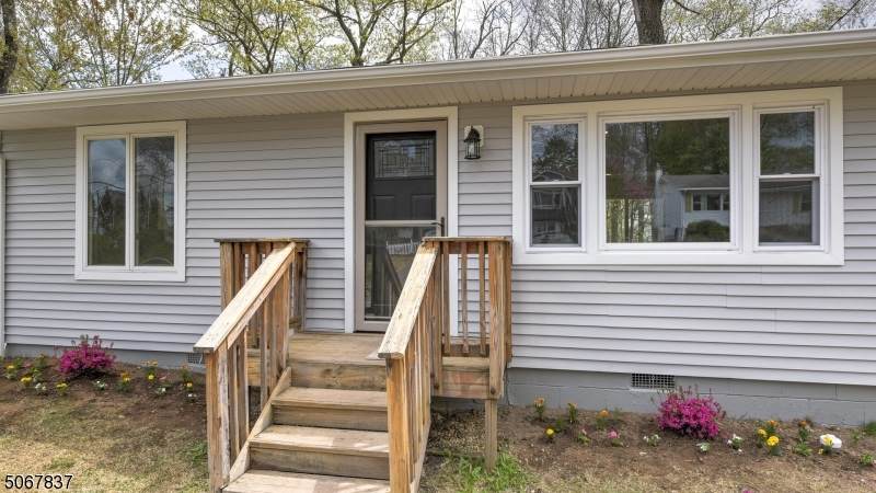 339 Dupont Ave - Photo 1
