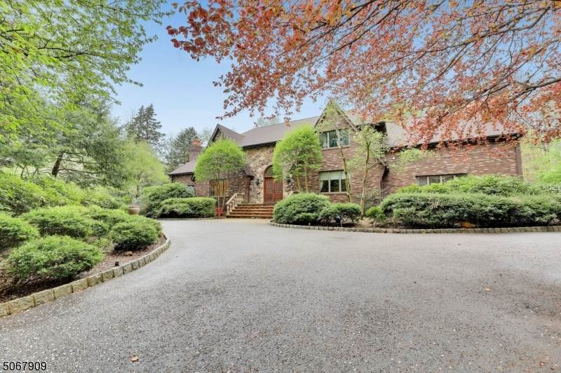 159 W Saddle River Rd - Photo 1