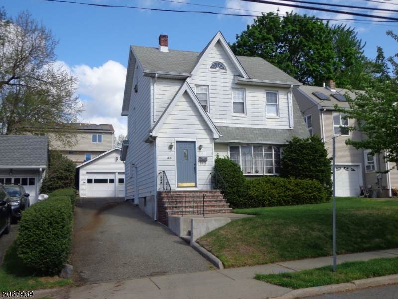 46 Starmond Ave - Photo 1