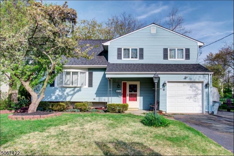 6 Catalina Dr - Photo 1