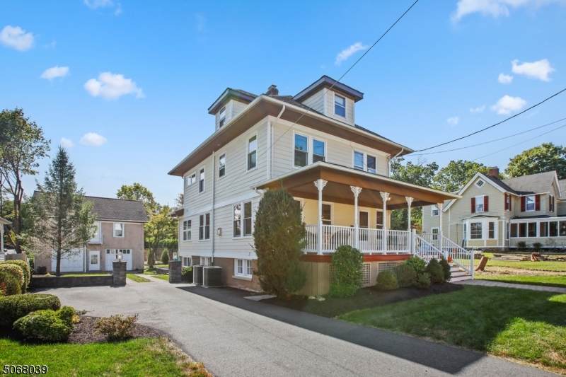 12 Maple Ave - Photo 1