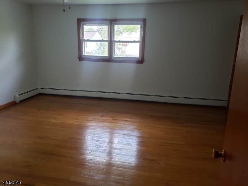 91 Marilyn Pl - Photo 1