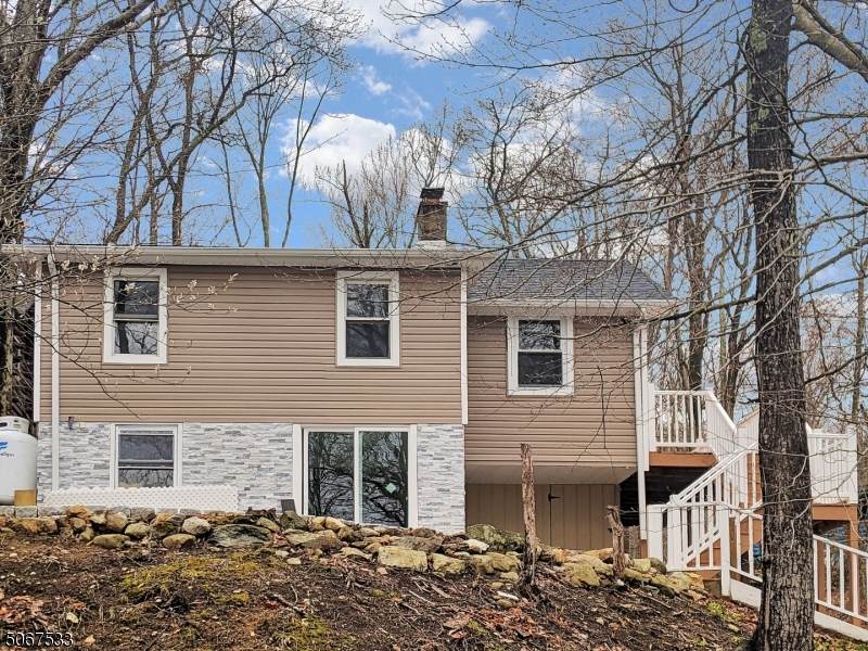 73 Lakeside Dr - Photo 1