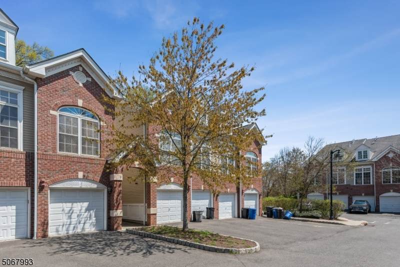 812 Donato Cir - Photo 1