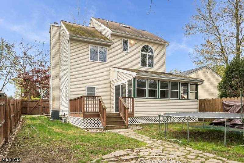 32 Maple Ln - Photo 1