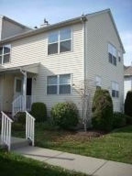 372 Keswick Dr - Photo 1