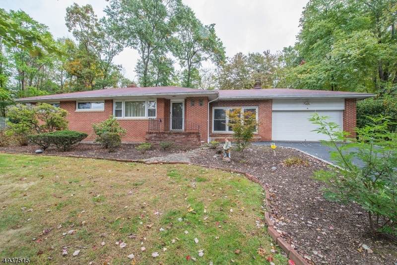19 Dogwood Cir - Photo 1
